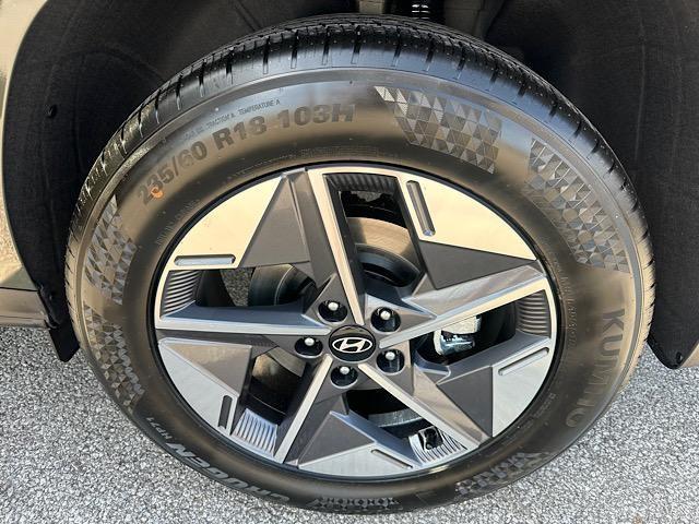 new 2025 Hyundai Tucson car, priced at $33,280