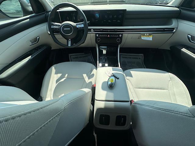new 2025 Hyundai Tucson car, priced at $33,280