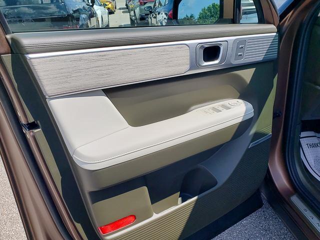new 2025 Hyundai SANTA FE HEV car, priced at $52,935