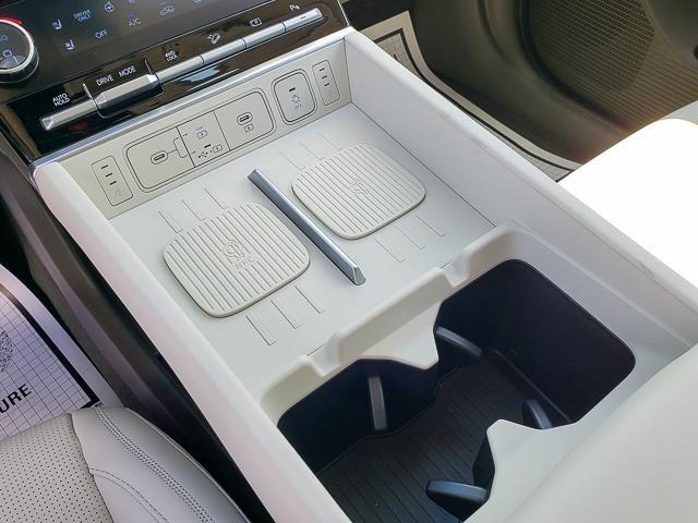 new 2025 Hyundai SANTA FE HEV car, priced at $52,935