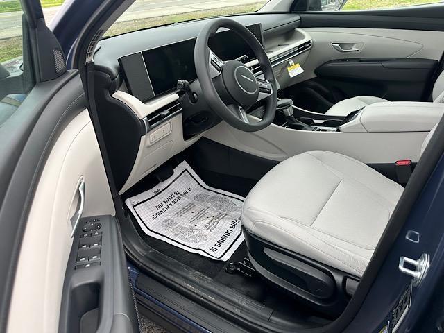 new 2025 Hyundai Tucson car, priced at $30,800