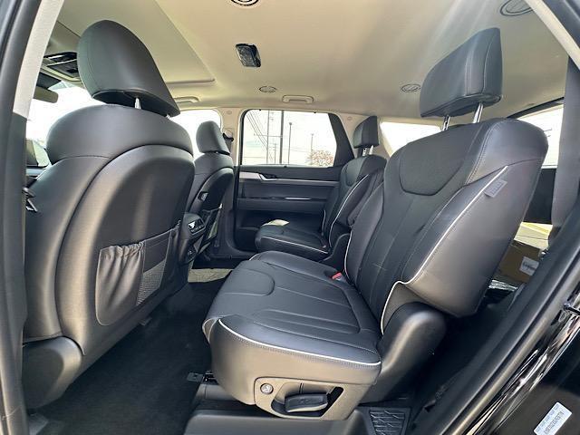 new 2025 Hyundai Palisade car, priced at $47,375