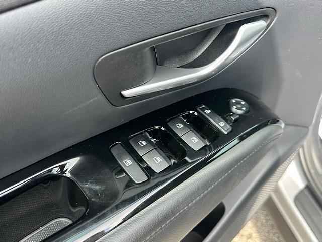 used 2023 Hyundai TUCSON Hybrid car