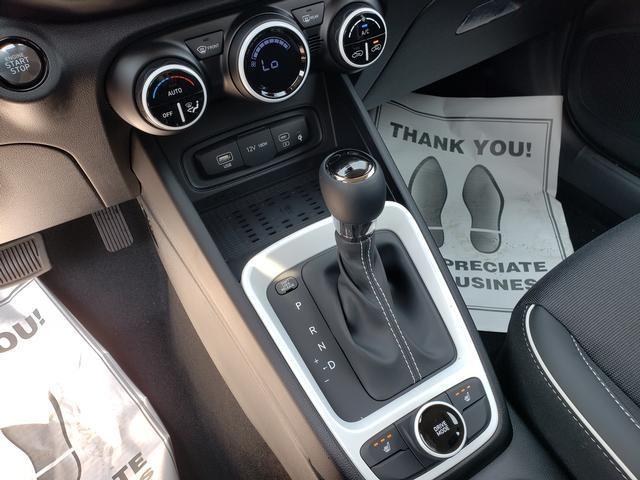 new 2025 Hyundai Venue car, priced at $26,040