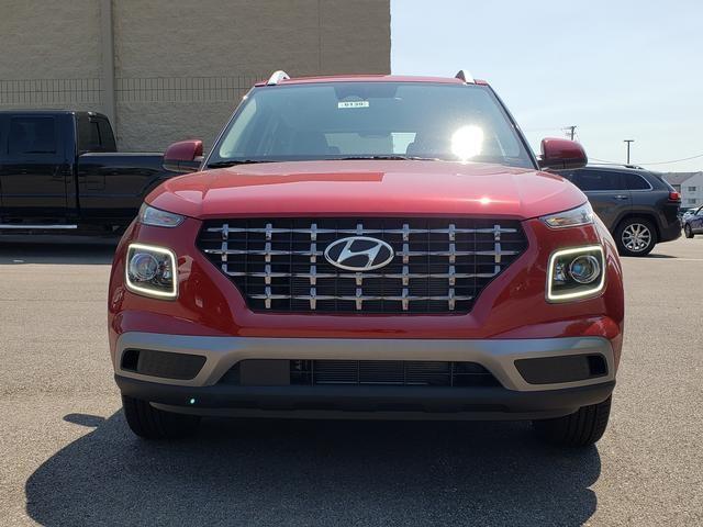 new 2025 Hyundai Venue car, priced at $26,040