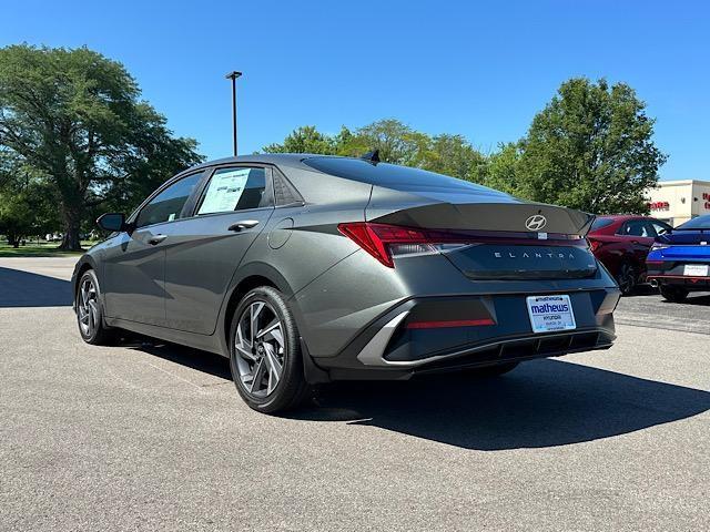 new 2025 Hyundai ELANTRA HEV car, priced at $31,560