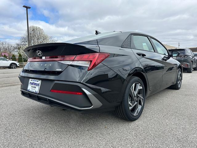 new 2025 Hyundai ELANTRA HEV car, priced at $29,190