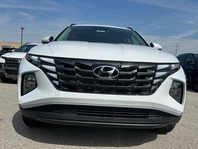 new 2024 Hyundai TUCSON Hybrid car, priced at $35,110