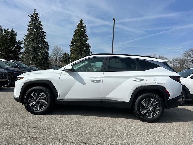 new 2024 Hyundai TUCSON Hybrid car, priced at $35,110