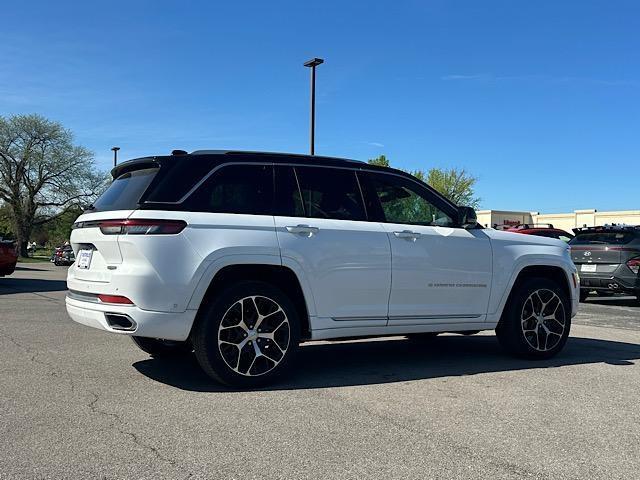 used 2022 Jeep Grand Cherokee car, priced at $43,057