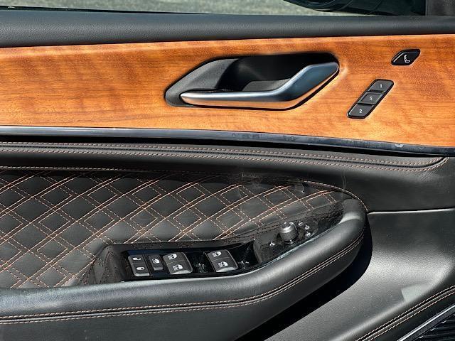used 2022 Jeep Grand Cherokee car, priced at $43,057