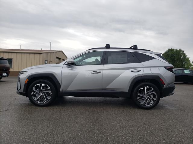 new 2025 Hyundai TUCSON Hybrid car, priced at $43,675