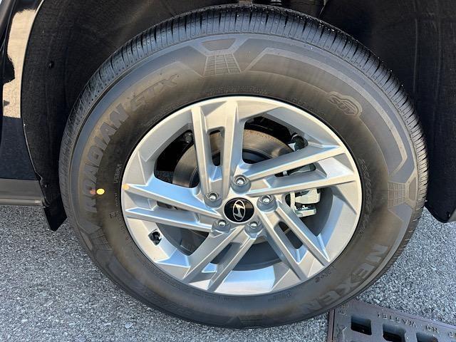new 2025 Hyundai Tucson car, priced at $30,200