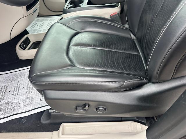 used 2023 Chrysler Pacifica car, priced at $23,263