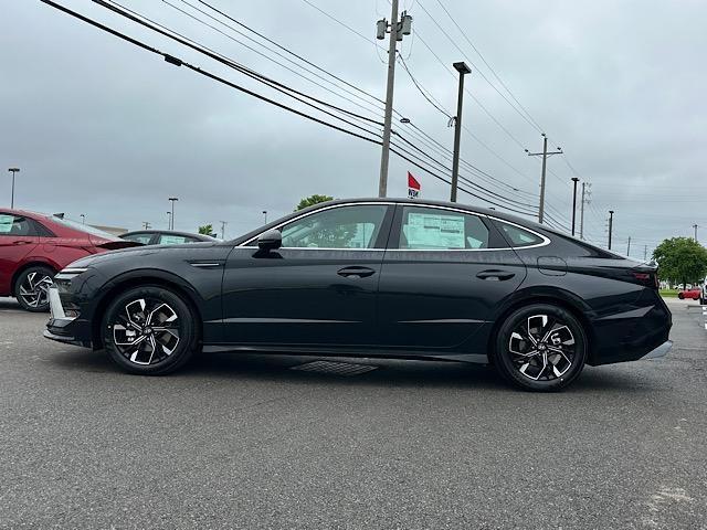 new 2025 Hyundai Sonata car, priced at $31,360