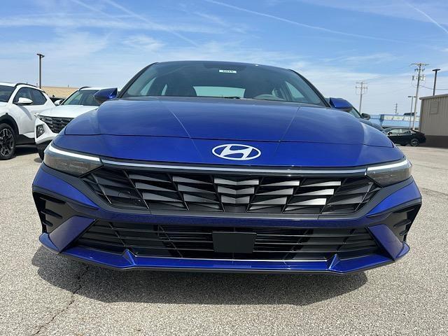 new 2025 Hyundai Elantra car