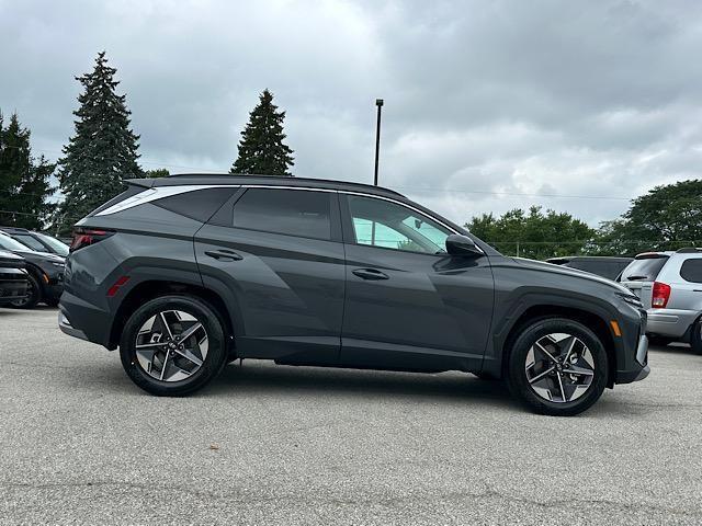 new 2026 Hyundai Tucson car, priced at $33,270