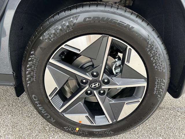 new 2026 Hyundai Tucson car, priced at $33,270