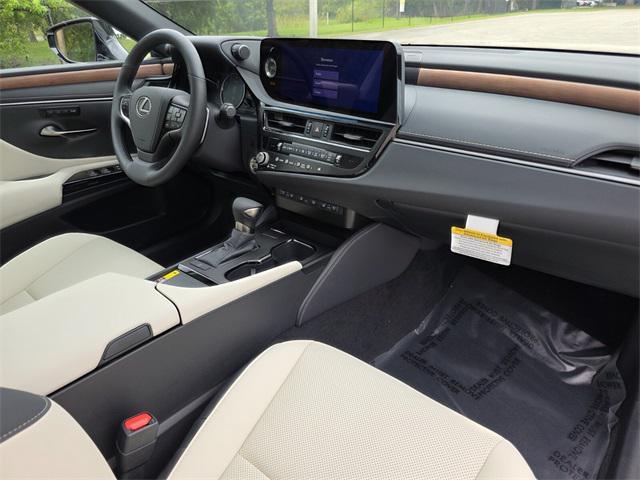 new 2025 Lexus ES 350 car, priced at $50,104
