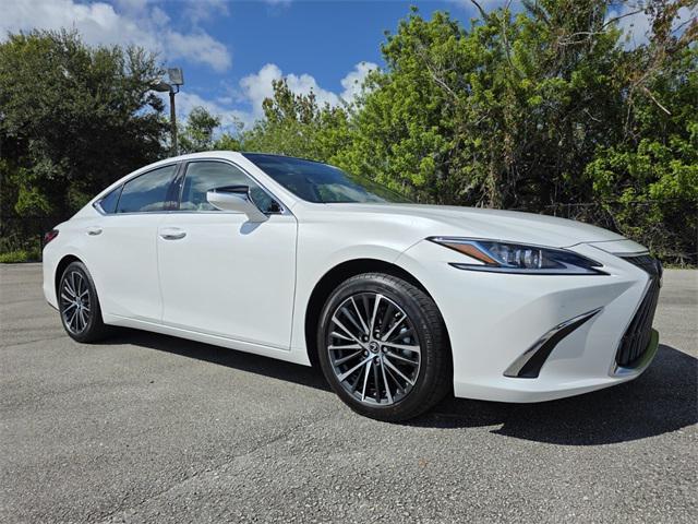 new 2025 Lexus ES 350 car, priced at $50,104