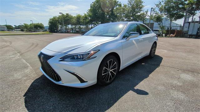 new 2025 Lexus ES 350 car, priced at $49,884