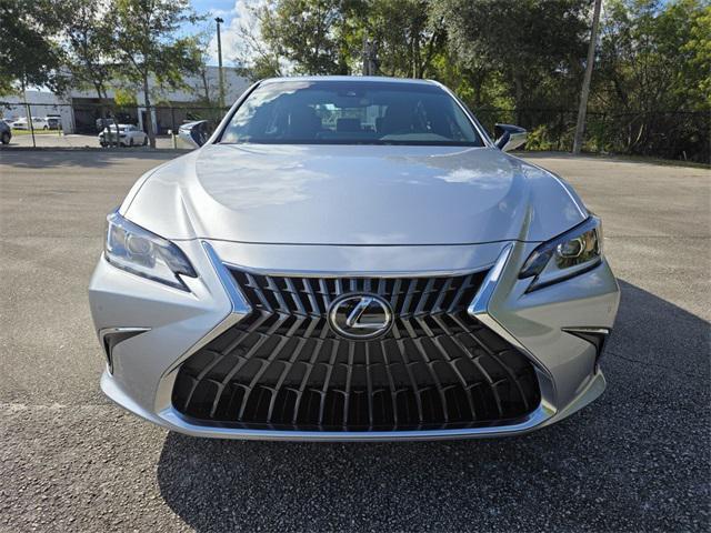 new 2025 Lexus ES 350 car, priced at $49,604