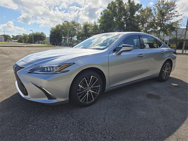 new 2025 Lexus ES 350 car, priced at $49,604