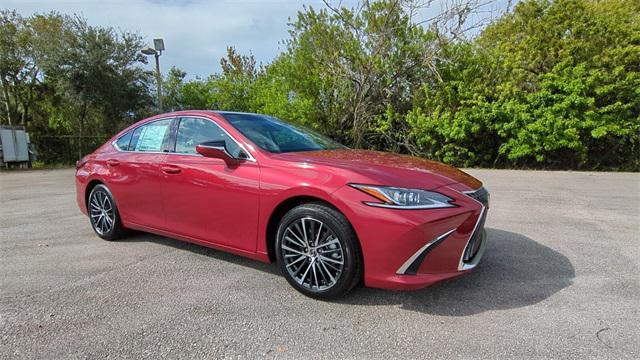 new 2025 Lexus ES 350 car, priced at $49,384