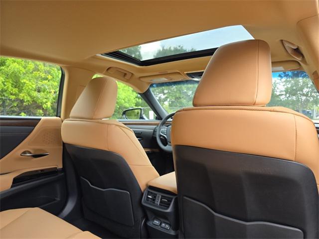 new 2025 Lexus ES 350 car, priced at $47,664