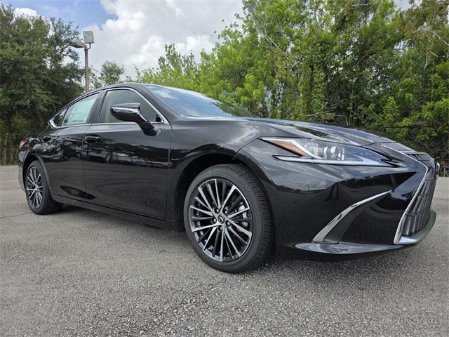 new 2025 Lexus ES 350 car, priced at $47,664