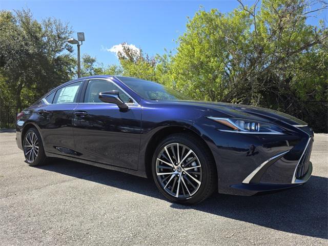 new 2025 Lexus ES 350 car, priced at $49,104