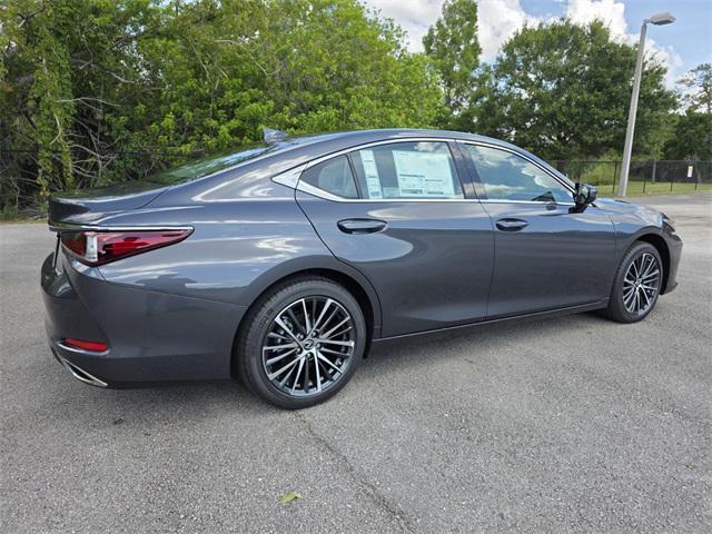new 2025 Lexus ES 350 car, priced at $48,044