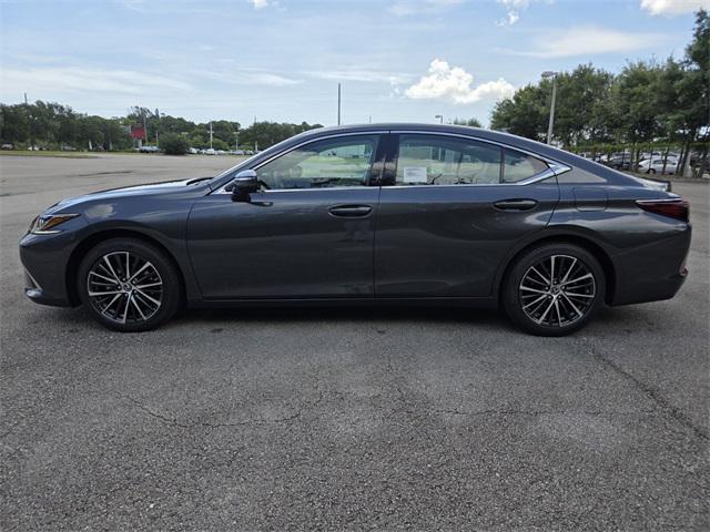 new 2025 Lexus ES 350 car, priced at $48,044