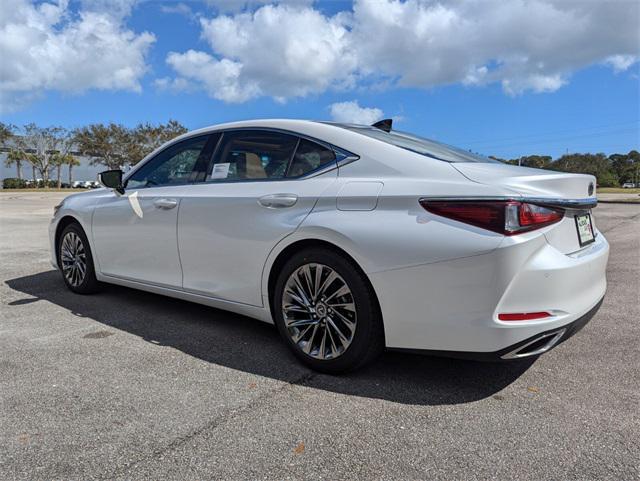 new 2025 Lexus ES 350 car, priced at $55,829