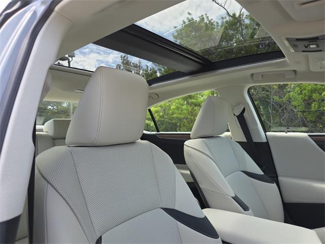 new 2025 Lexus ES 350 car, priced at $50,104