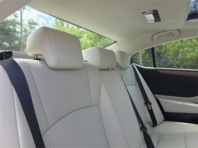 new 2025 Lexus ES 350 car, priced at $50,104