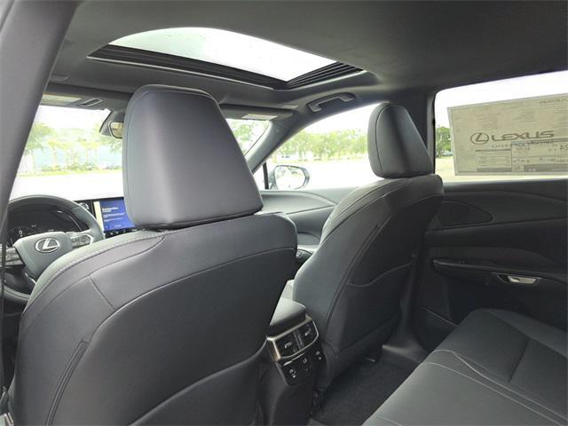 new 2025 Lexus RX 350 car, priced at $60,554