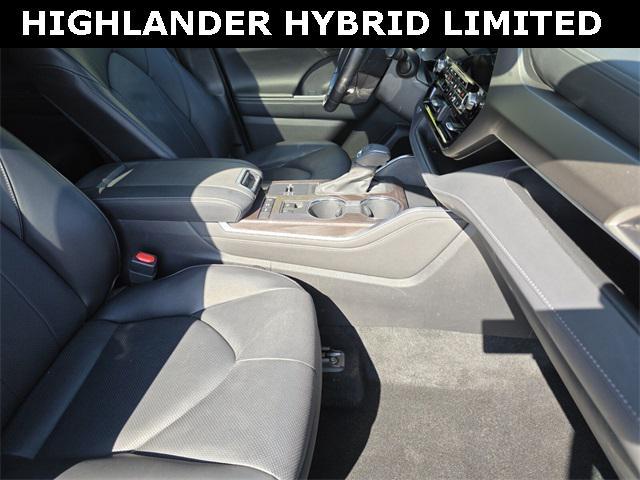 used 2022 Toyota Highlander Hybrid car, priced at $40,498