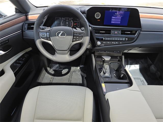 new 2025 Lexus ES 350 car, priced at $47,854