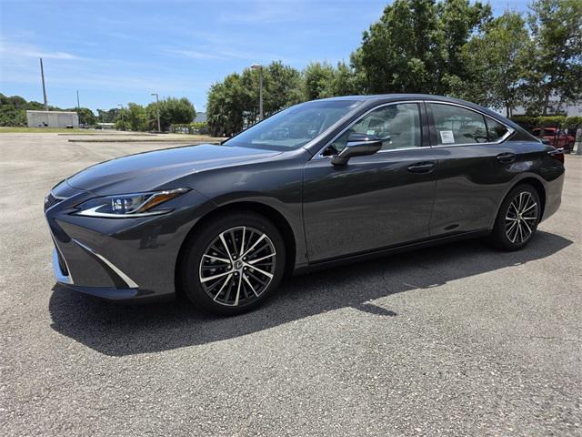 new 2025 Lexus ES 300h car, priced at $51,194