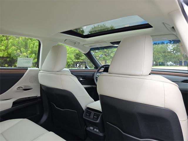 new 2025 Lexus ES 350 car, priced at $48,264