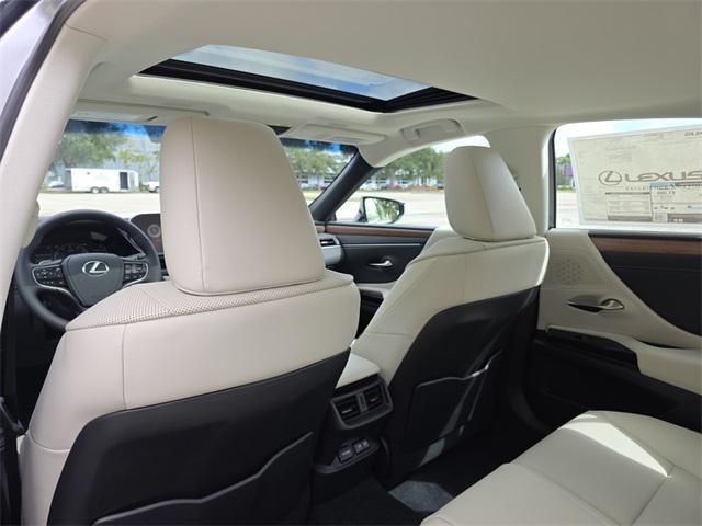 new 2025 Lexus ES 350 car, priced at $48,264