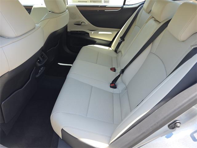 new 2025 Lexus ES 350 car, priced at $48,264