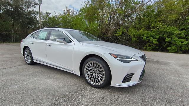 new 2024 Lexus LS 500 car, priced at $82,500