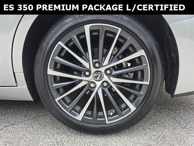used 2025 Lexus ES 350 car, priced at $42,954