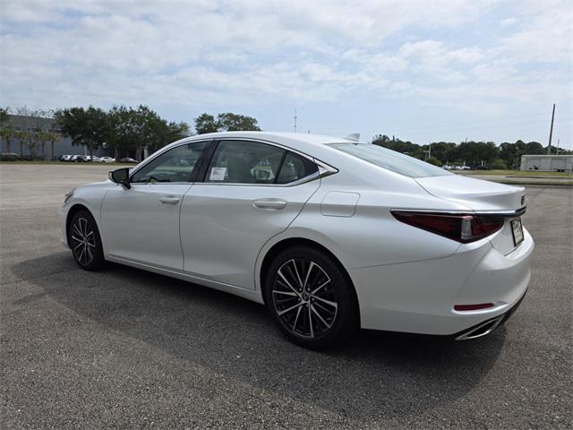 new 2025 Lexus ES 350 car, priced at $48,044