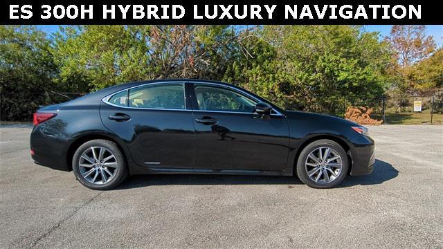 used 2018 Lexus ES 300h car, priced at $27,477