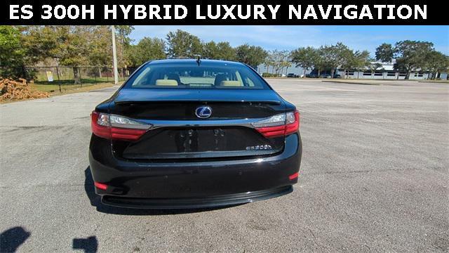 used 2018 Lexus ES 300h car, priced at $27,477