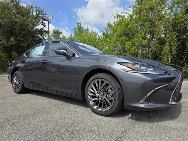 new 2025 Lexus ES 300h car, priced at $56,849