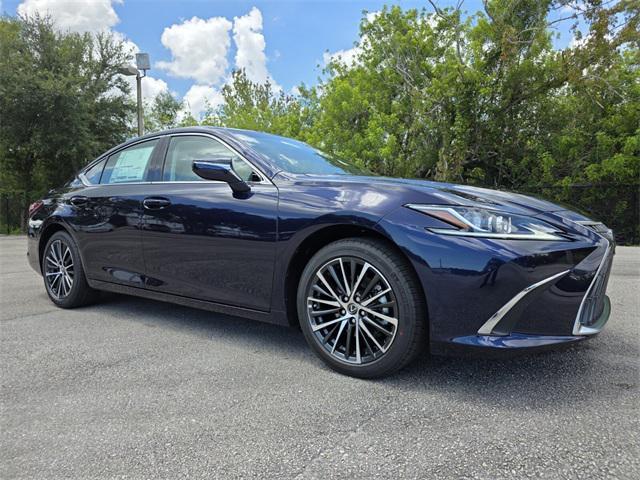 new 2025 Lexus ES 300h car, priced at $50,424